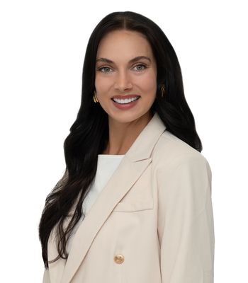 Portrait of Ashley Dumas, REALTOR®.